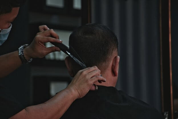 Cutting Hair | The Mustcard