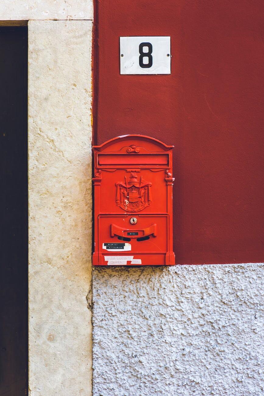 Postbox | The Mustcard